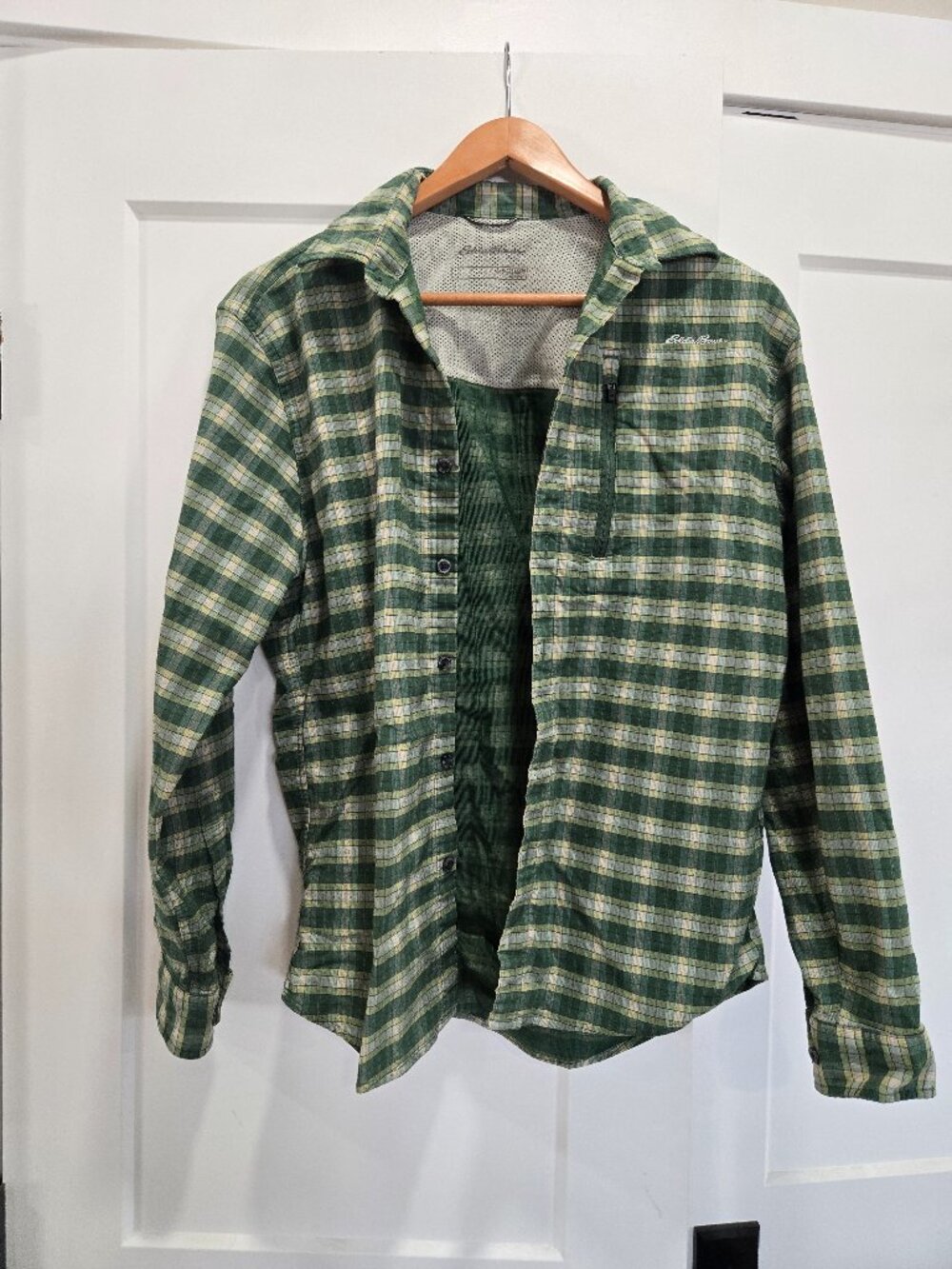 Eddie Bauer Button Long Sleeve